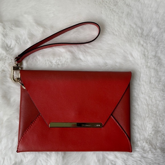 BCBGMaxAzria Handbags - BCBG mini card wristlet